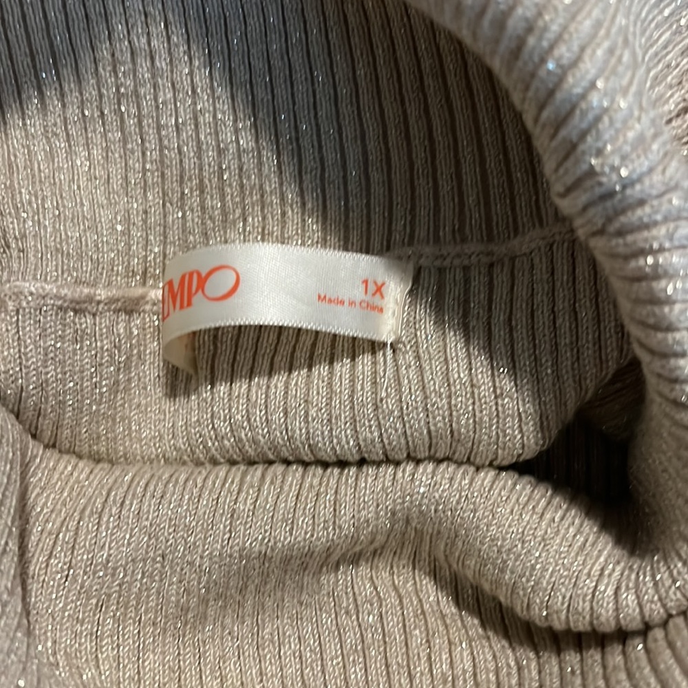 Shimmery Gold cold shoulder turtleneck sweater - Picture 5 of 5